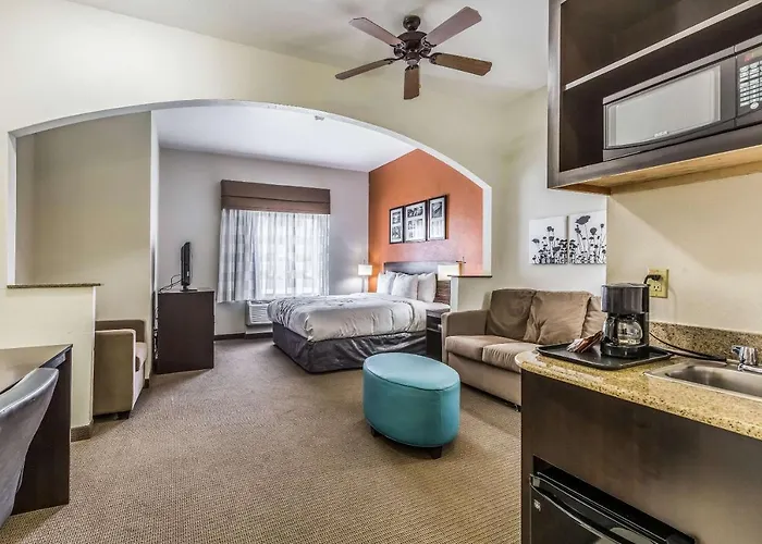 Sleep Inn & Suites Stafford - Sugarland