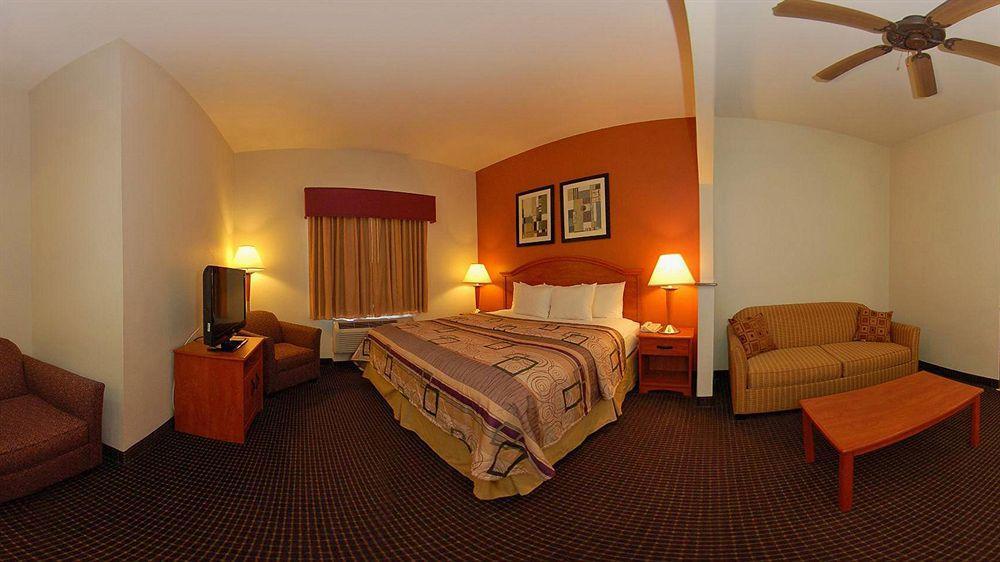 Sleep & - Sugarland Hotel