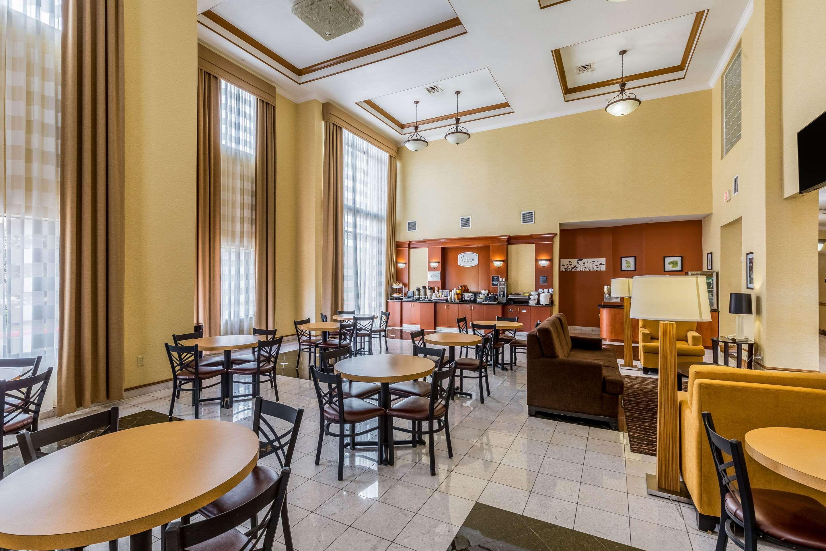 Hotel Sleep & - Sugarland Stafford
