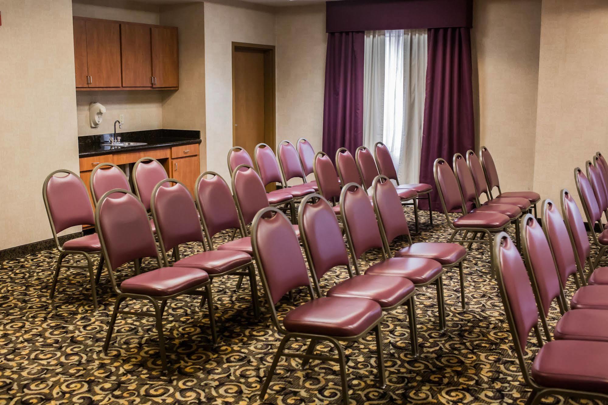 Sleep & - Sugarland Hotel Stafford
