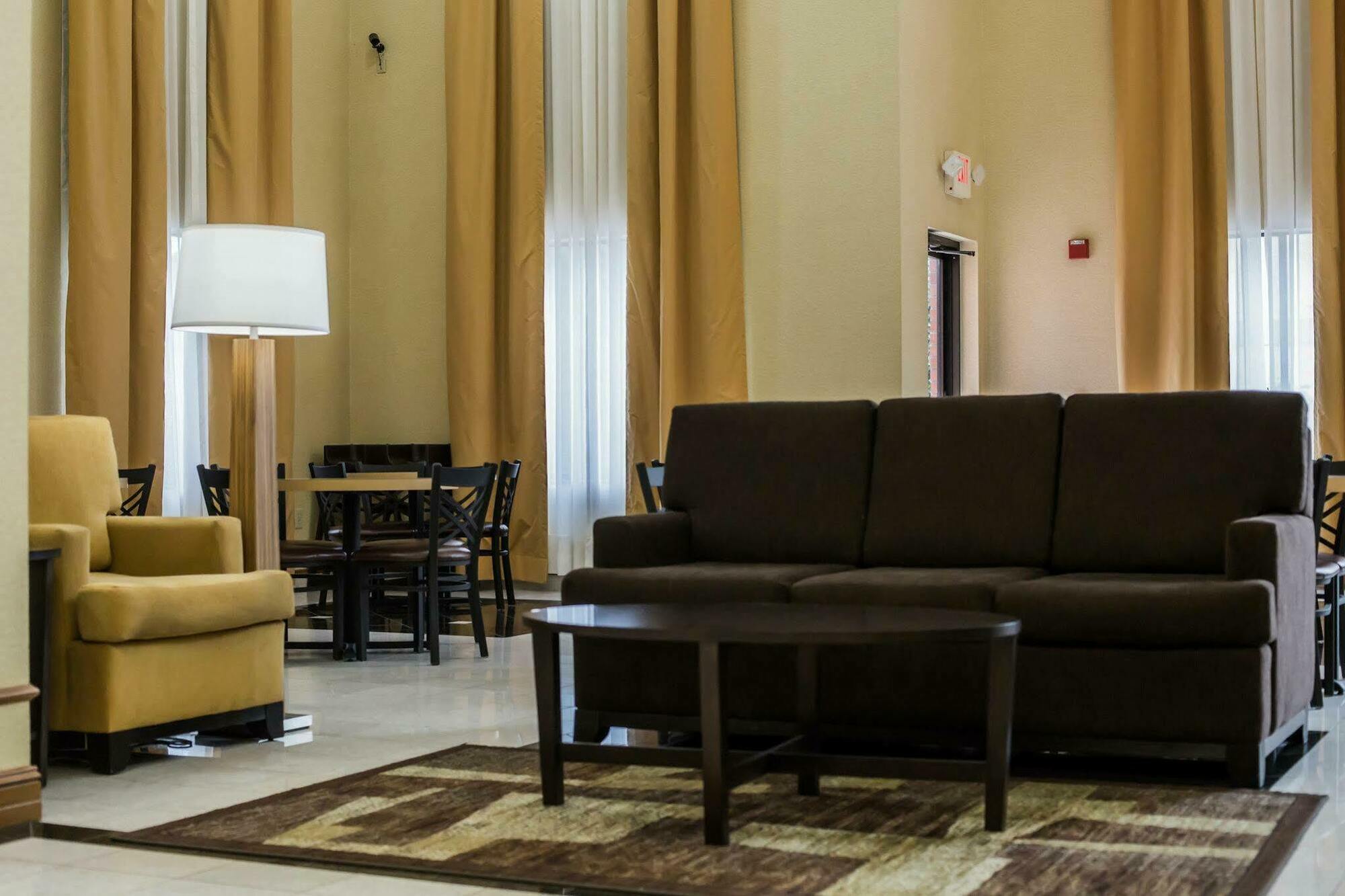 Sleep & - Sugarland Hotel
