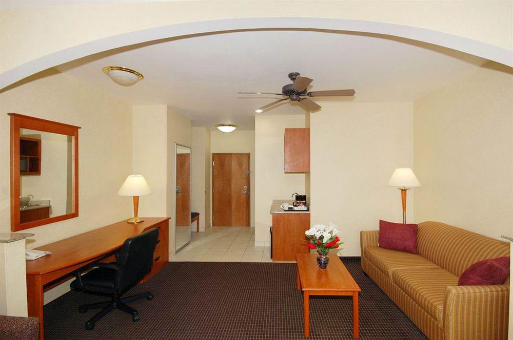 Sleep & - Sugarland Hotel Stafford